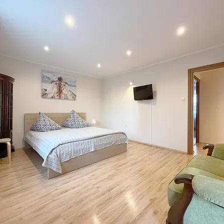 15 Centrum - Mieszkanie Dla 7 Osób *